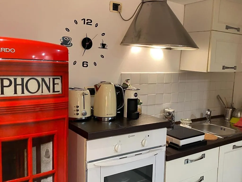 Apt A Due Passi Da San Pietro Apartment Rome Italy