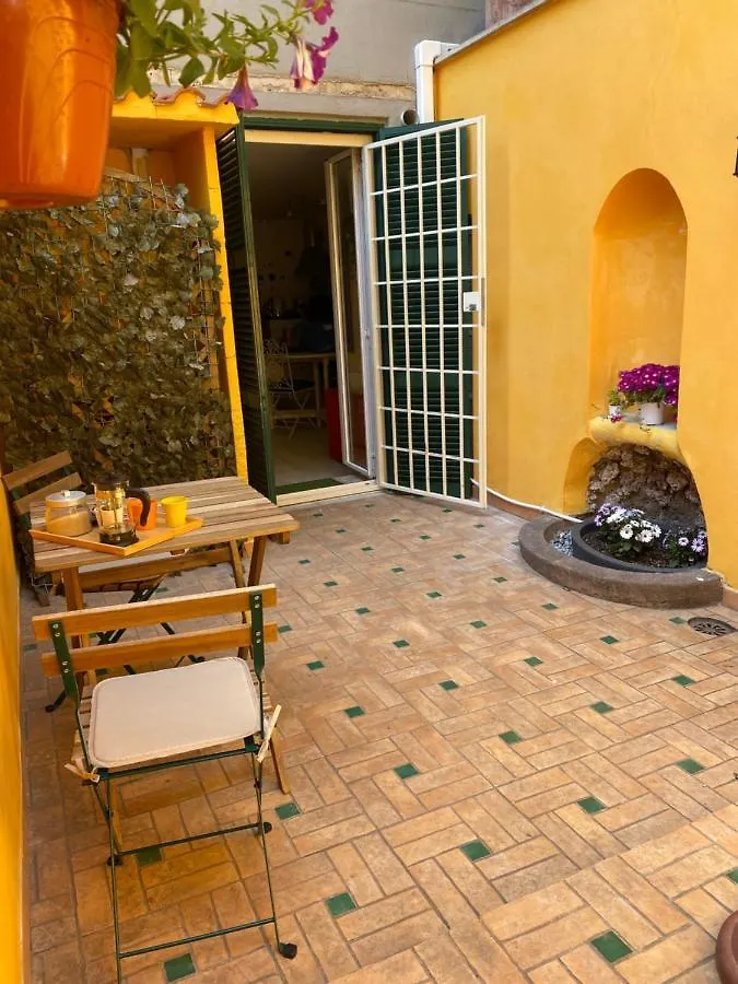 Apt A Due Passi Da San Pietro Apartment Rome Italy